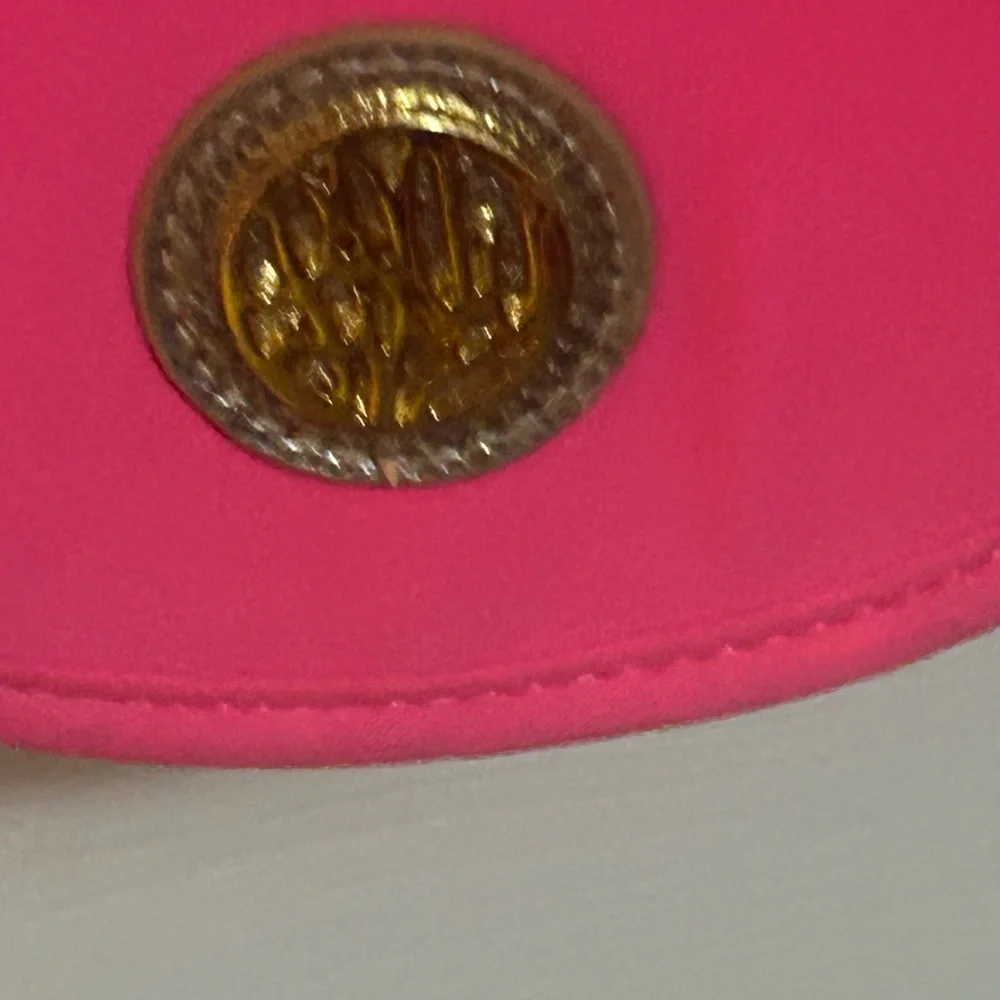 Lilly Pulitzer neoprene, Barbie pink Crossbody Giovanna bag purse 10.5 x 8“flaws - Picture 5 of 16
